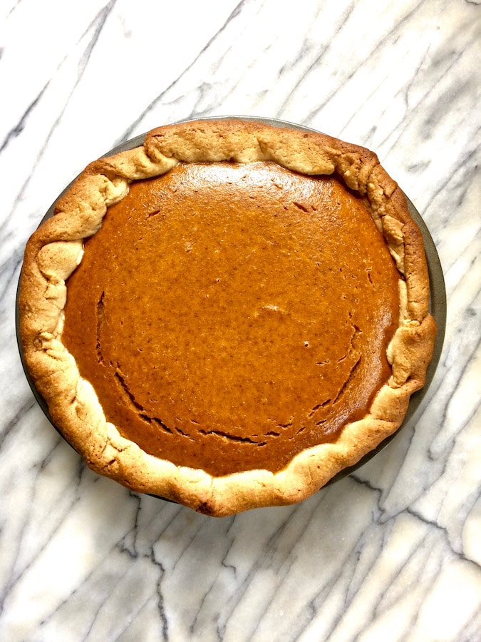 A healthy pumpkin pie recipe that's low on sugar and high on spice. | flavorpalooza.com