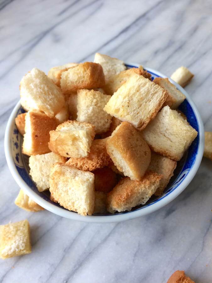 These homemade croutons are great for adding to salads, soups, or for grinding up to make your own breadcrumbs. #allergyfriendly #vegan | flavorpalooza.com